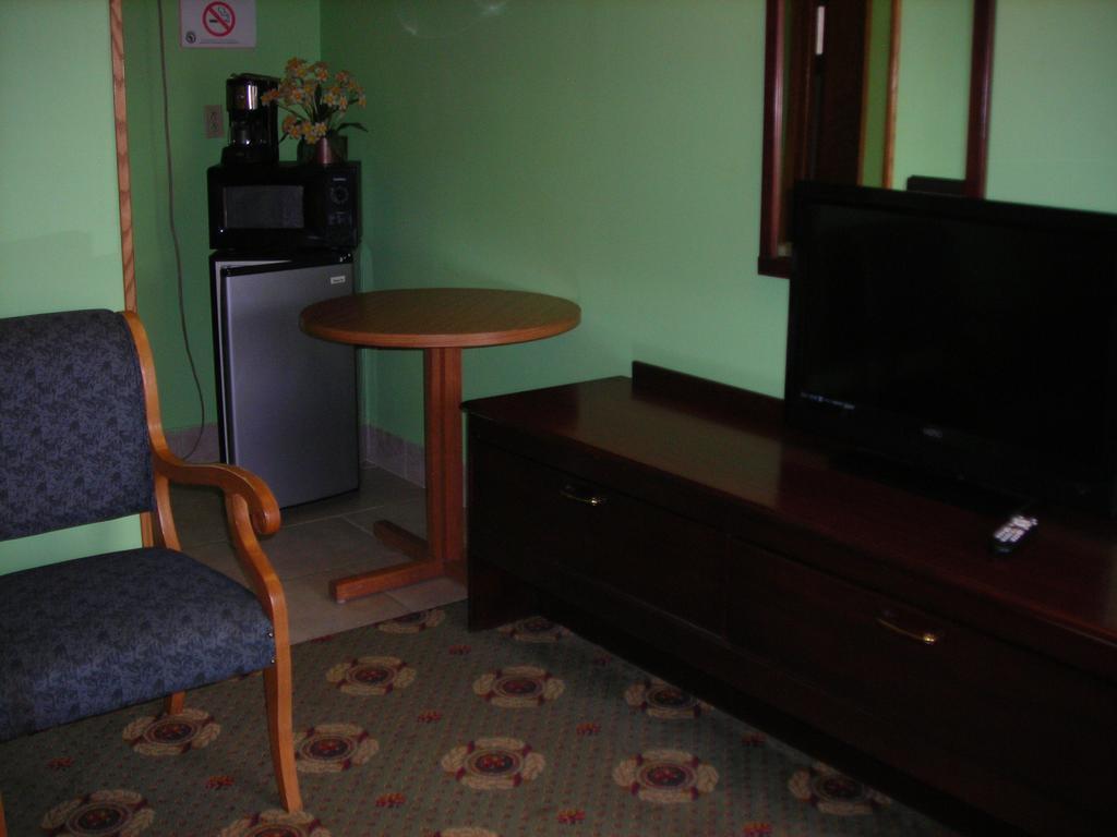 Deer Trail Motel Wisconsin Dells Ruang foto
